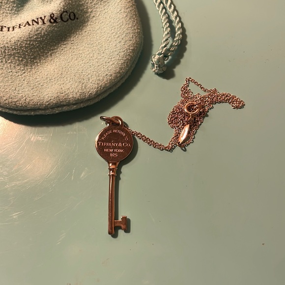 Tiffany & co. Silver key necklace
